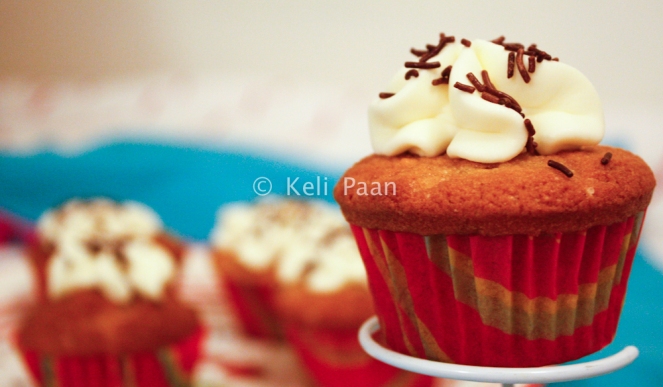 Peanut Butter Cupcakes with Vanilla flavoured frosting